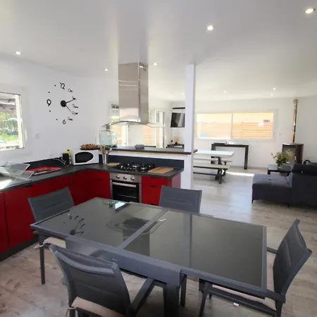 Holiday home Chrysalide